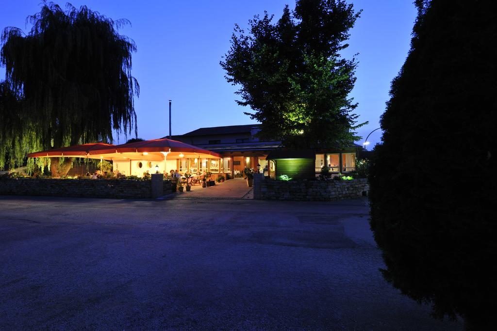 德马德哈苏酒店 Espelkamp-Mittwald 外观 照片